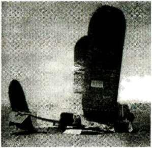 Разбившийся истребитель И16 Но поистине черным для наших летчиков стал - фото 9