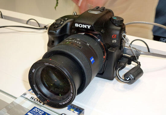 Sony α65 Sony RX1 Как ни странно наравне с α99 большой интерес представляла - фото 13