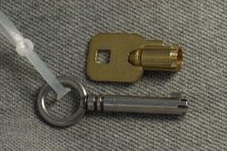 Ключ от замка Брамы выглядит обманчиво простым Чтобы механизм ключа не - фото 8