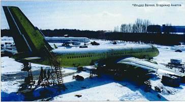 10 апреля 2001 г второй построенный Ту214 совершил с аэродрома Казанского - фото 105