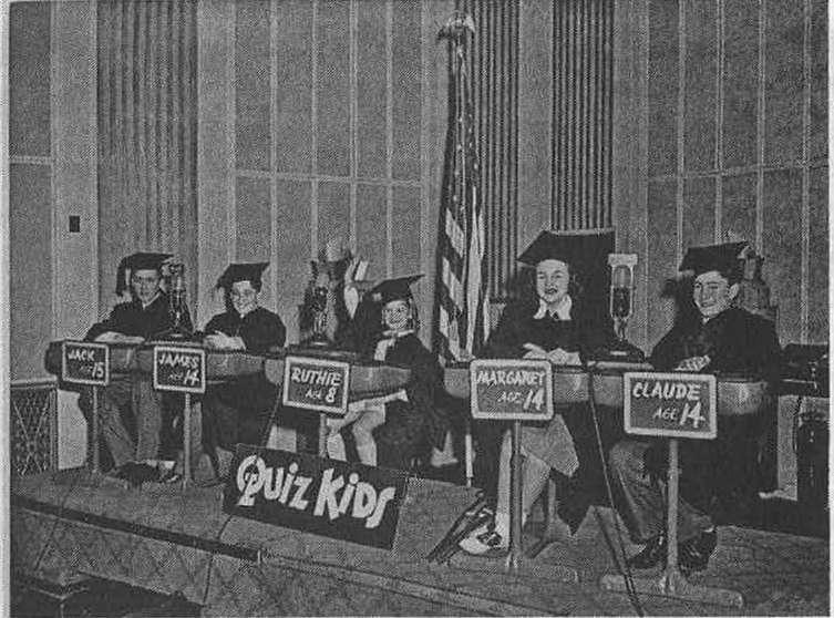Я в числе детейзнатоков в 1942 году второй слева обреченный на провал - фото 9