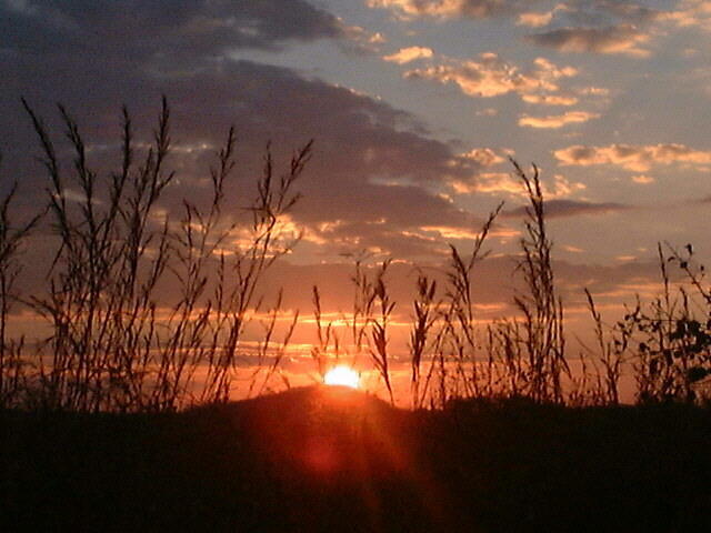 Рис 5 Закат Солнца Лишь спустя более часа после захода Солнца небо - фото 4