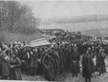 Похороны Л НТолстого У могилы Л Н Толстого Ясная Поляна 1910 г - фото 100