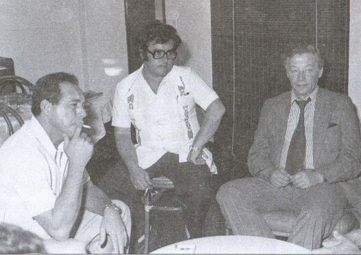 На встрече с руководителем службы кубинской разведки 1978 г На яхте с - фото 16