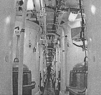 Ракетные шахты на подводной лодке Вэнгард Ракетная подводная лодка - фото 116
