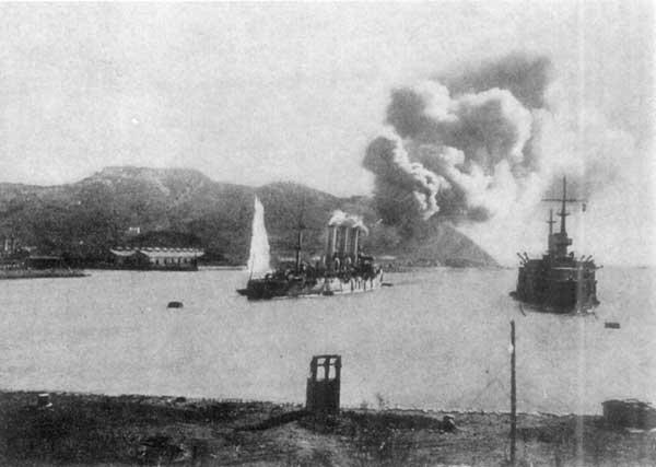 Пожар в порту Отражение атаки японцев на гору Высокую Мортирная батарея - фото 72