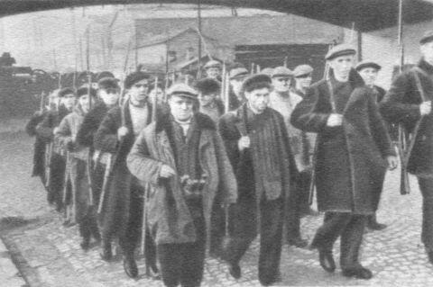 Рабочий отряд Кировского завода Сентябрь 1941 г Жертвы артобстрела на - фото 5