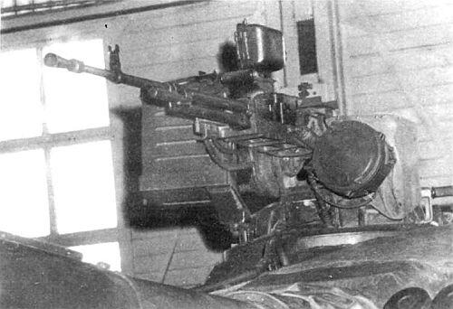 Установка зенитного 127 мм пулемета НС ВТ на Т80 и Т80Б Гнездо спаренного - фото 23