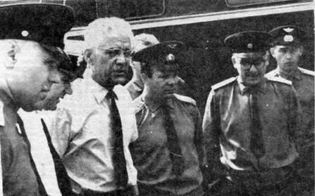 В 1966 г В А Грачев принимая представительную делегацию в соспщве которой - фото 3