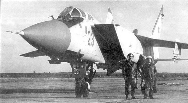 Истребительперехватчик МиГ 31 первый российский боевой самолет четвертого - фото 1