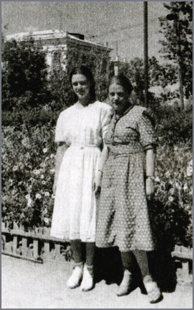 С дочерью Караганда 1952 год Письмо Н В Адамова из лагеря 1952 год После - фото 19