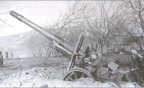 Расчет 152мм гаубицыпушки МЛ20 образца 1937 года ведет огонь по немецким - фото 37