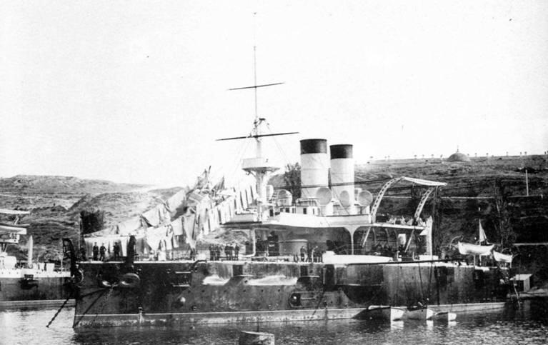 Екатерина II в Южной гавани Севастополя Броненосный корабль Чесма на - фото 59