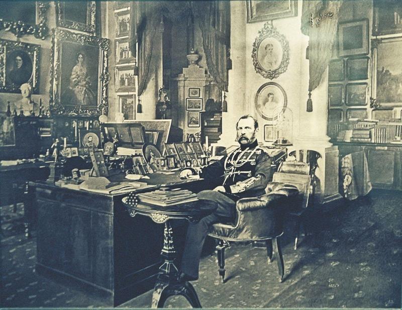 Император Александр II в рабочем кабинете Император Александр II и - фото 20