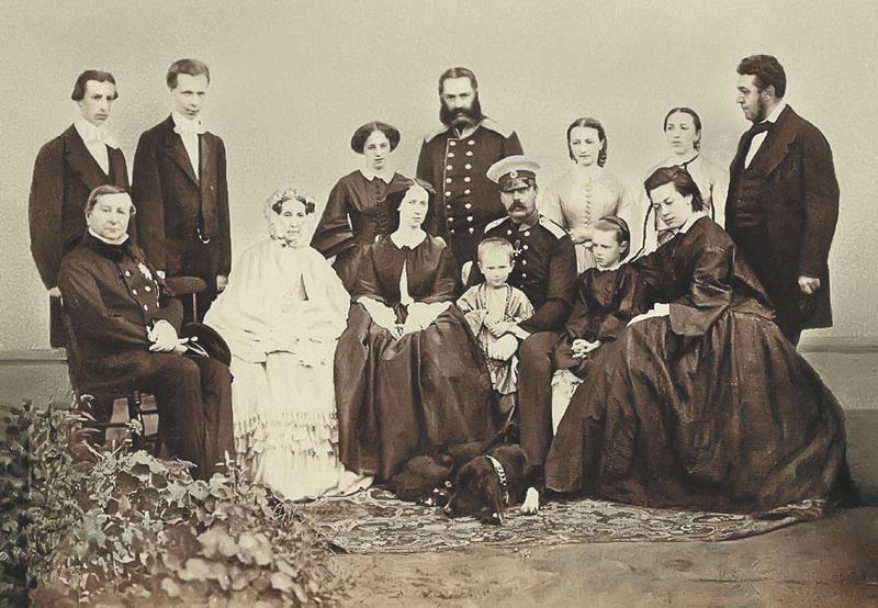 Император Александр II и Императрица Мария Федоровна с детьми Франц Крюгер - фото 21