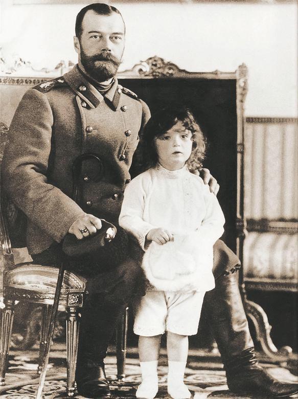 Николай II и цесаревич Алексей Распутины Григорий с детьми Императорская - фото 38