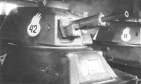 В отличие от Н35 его поздний вариант Н39 имел более толстую броню и - фото 34