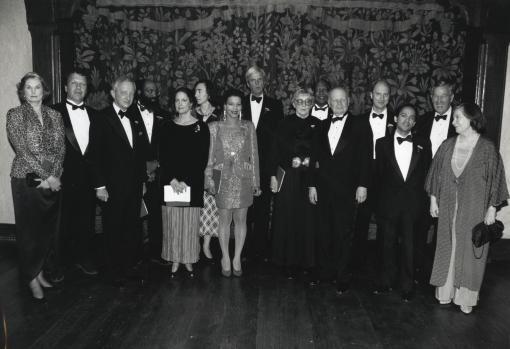 Nominees at the PENFaulkner Award ceremony in 1995 Among those present are - фото 11