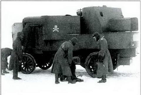 Бронеавтомобиль Чудовище типа ГарфордПутиловец между боями 1916 г - фото 6