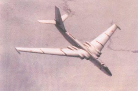 ЗМ в полете Большая дальность полета позволяла использовать бомбардировщик М4 - фото 11