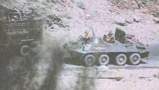 БТР70 в Афганистане В десантном отделении машины перевозится гранатомет РПГ7 - фото 92