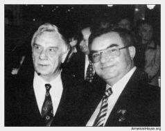 Виктор Кривопусков с Вицепрезидентом СССР Геннадием Янаевым Первый - фото 71