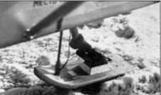 Хвостовая лыжа серийного Як18 Раскапотированный двигатель самолета Як18Т - фото 40