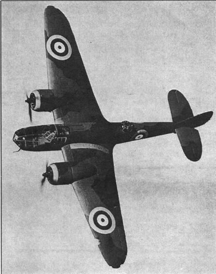 Основной легкий бомбардировщик Бленхейм был выведен из состава - фото 17