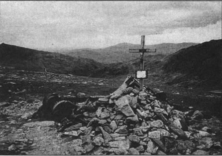 Современный вид памятника экипажу Галифакса погибшего во время войны при - фото 84