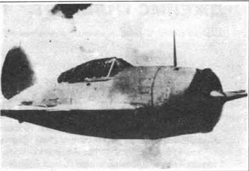 Прототип XF2A1 Буффало в одном из мерных испытательных полетов Он летал на - фото 21