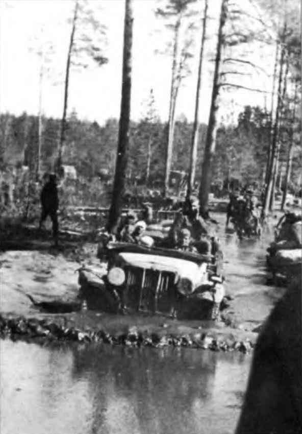 Если не грязь тогда вода апрель май 1942 г Грязь на дорогах России - фото 45