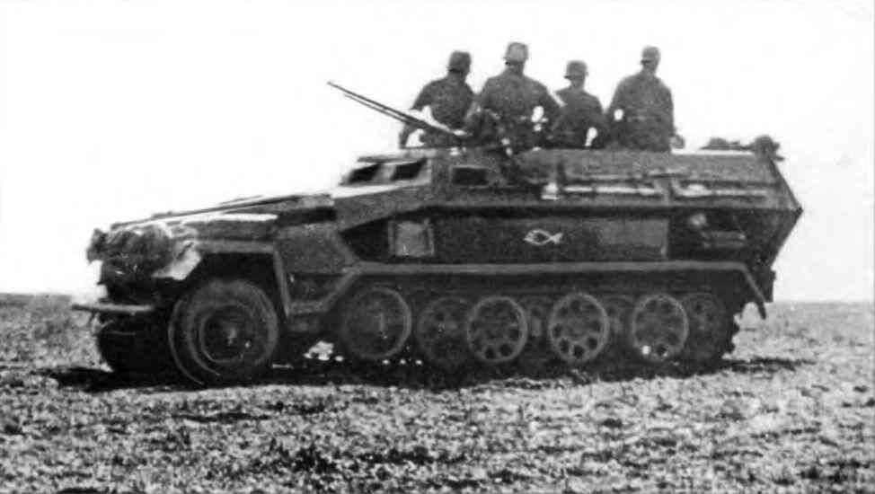 Полугусеничный бронетранспортёр Sd Kfz 2511 Ausf В юг России Необычная - фото 99