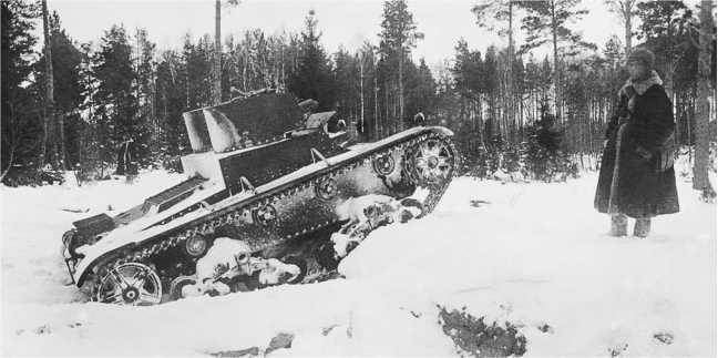 Испытания одного из первых танков Виккерс 6тонный в Советском Союзе Район - фото 8