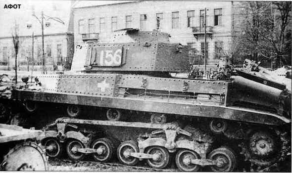 Танки Туран I из числа 60 уцелевших к весне 1945 г Turan I tanks two of - фото 76