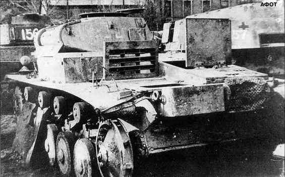 PzKpfw II Ausf F захваченный на территории Будапештского арсенала A PzKpfw - фото 82