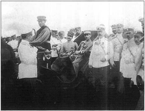 Русские офицеры в Харбине 1902 г Русская церковь в Харбине Открытка - фото 58