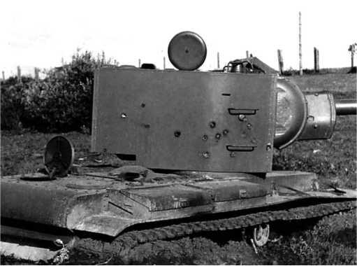 Танк КВ2 из состава 14й танковой дивизии 7го мехкорпуса застрявший и - фото 77