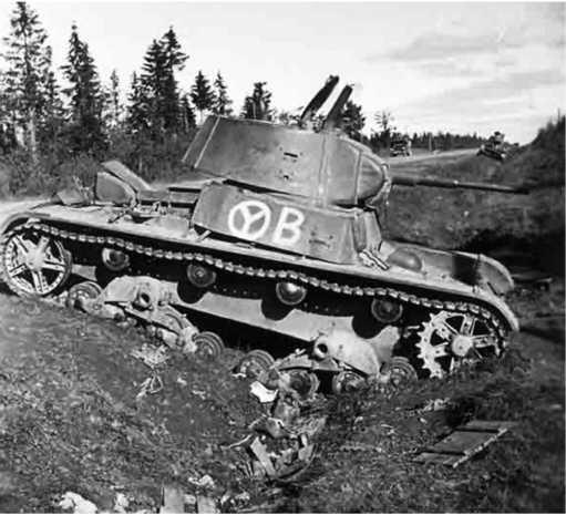 Танк Т26 из состава 18й танковой дивизии 7го мехкорпуса подбитый или - фото 78