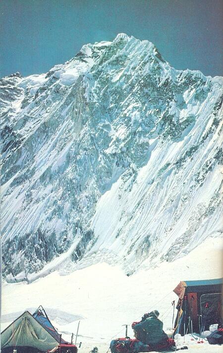 Базовый лагерь Эверест с вершины Лходзе Сноски 0 Лагерь V находился - фото 21
