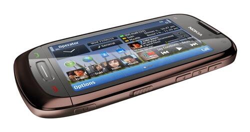 Телефон C7 который некоторые уже назвали N8 для массового рынка в Nokia - фото 8