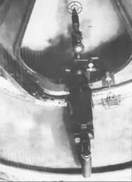 Люковая установка МВ2 Кабина пилота На этом фото и справа самолет СЗ3 с - фото 21