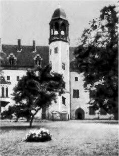 Здание августинского монастыря в Виттенберге впоследствии дом Лютера Ныне - фото 55