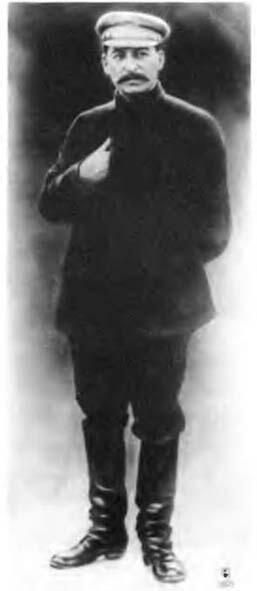 Сталин в 1930 г Сталин среди краснофлотцев Иван Павлуновский сокол - фото 15