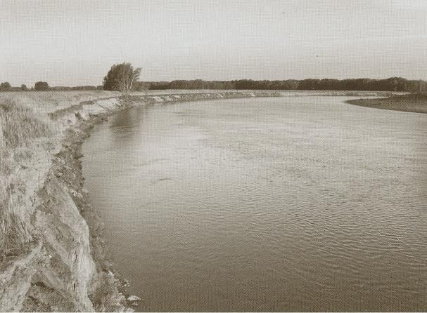 Река Урал неподалеку от Лбищенска ныне Чапаев Современное фото Аркадий - фото 44