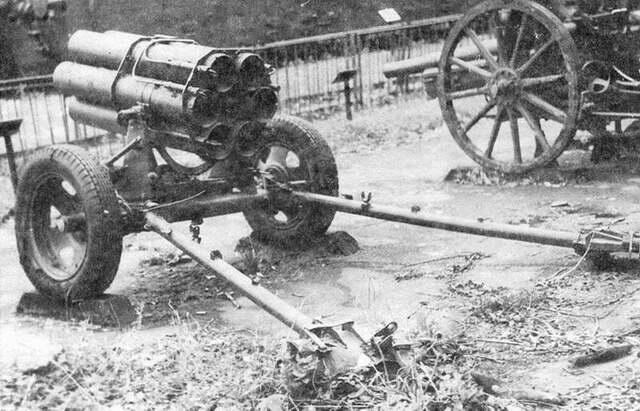 Германский шестиствольный миномет Nb W 41 Иван Переносная установка М31 - фото 22