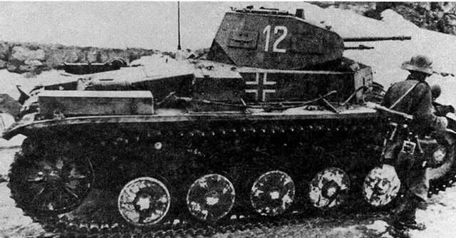 Танк Pz II Ausf С Норвегия 1940 г Всего до декабря 1942 г было выпущено 1800 - фото 81