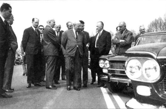 Апрель 1966 года Делегация Минавтопрома в Турине третий слева В С - фото 2