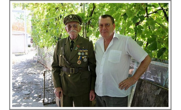 С ветераном УПА Леонидом Герасимюком из Молочанска фото Сергея Томко - фото 25