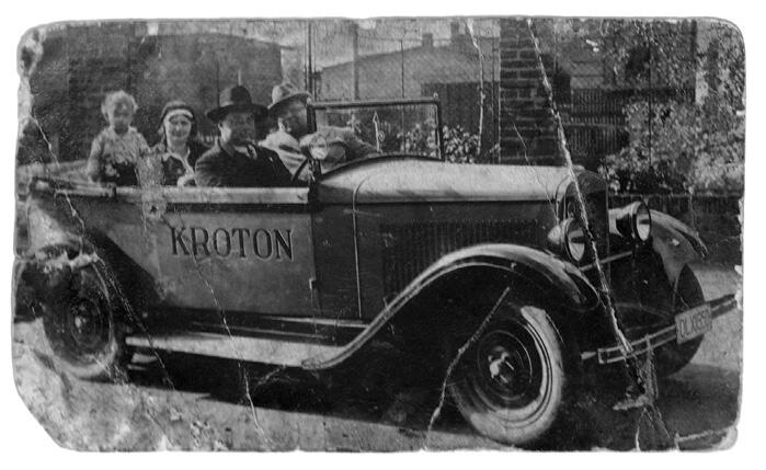 Іменний автомобіль Кротон подарований І Ф Фірцаку власниками концерну - фото 11