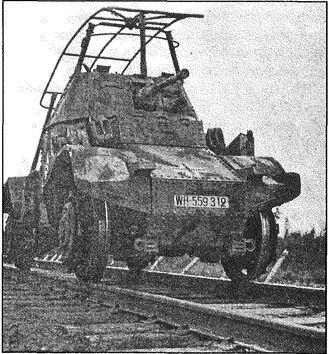 Бронеавтомобиль немецких войск Panhard способный передвигаться по железной - фото 156